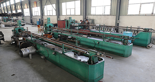 波紋<a href=http://m.zgearllc.cn target=_blank class=infotextkey>補(bǔ)償器</a>生產(chǎn)現(xiàn)場(chǎng)