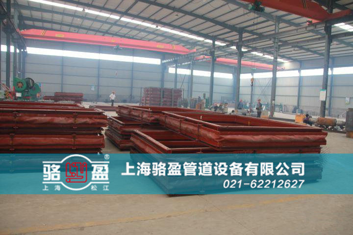 香港機場赤鱲角<a href=http://m.zgearllc.cn target=_blank class=infotextkey>非金屬補償器</a>生產(chǎn)廠家